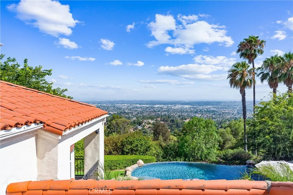 927 E Avocado Crest Road, La Habra Heights, California 90631 home-pic-47